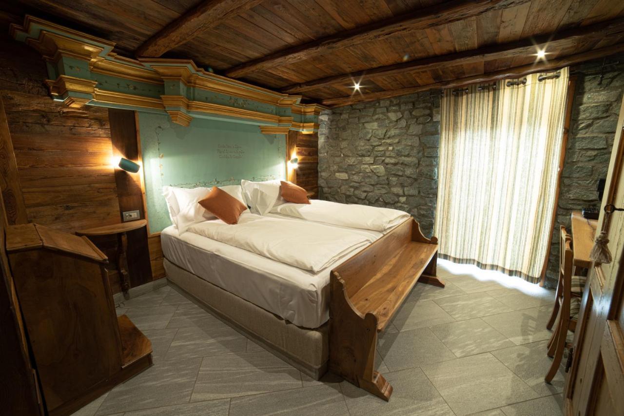 Hotel Cafe Quinson Relais De Charme Morgex Exterior foto