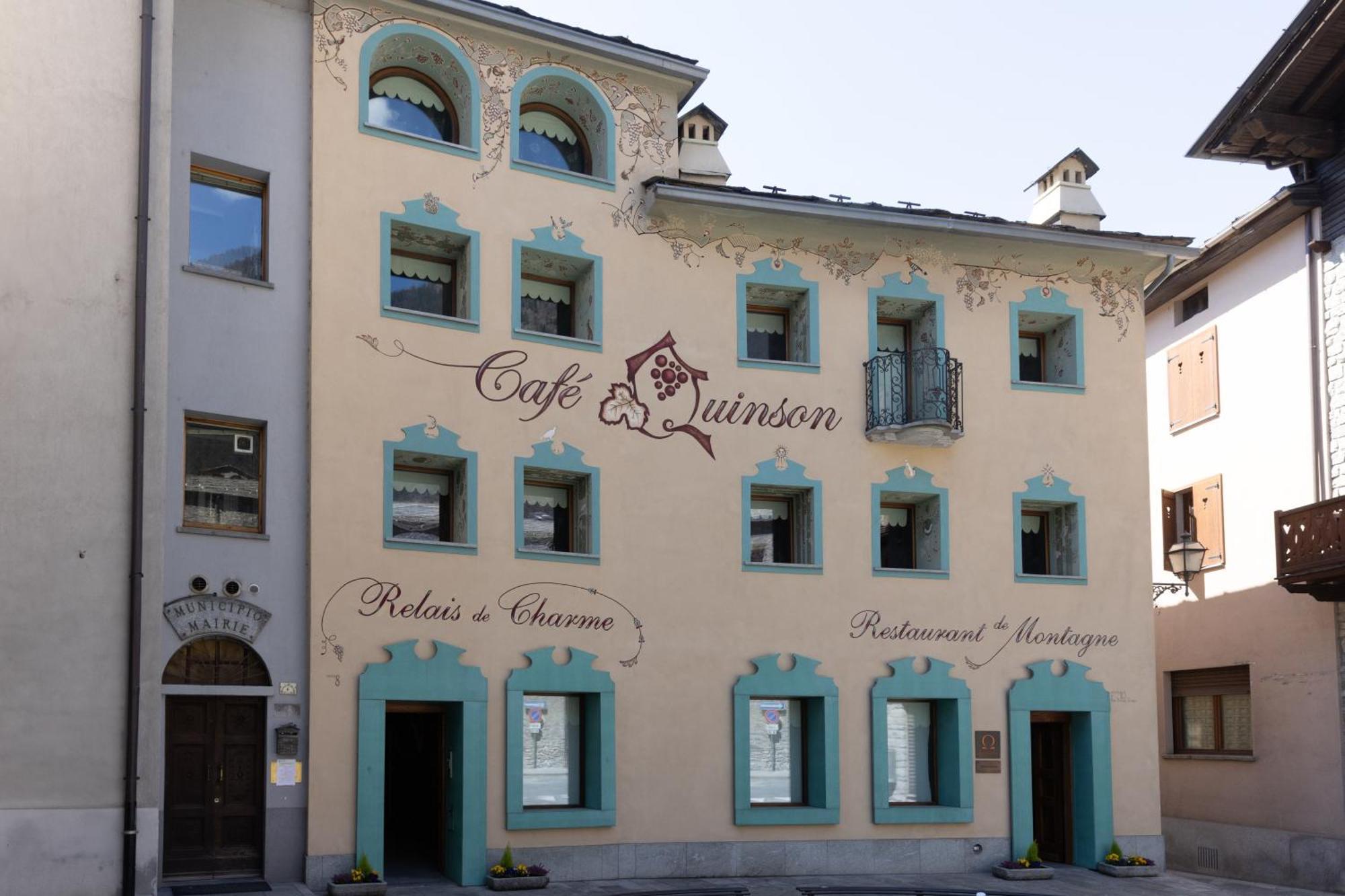 Hotel Cafe Quinson Relais De Charme Morgex Exterior foto